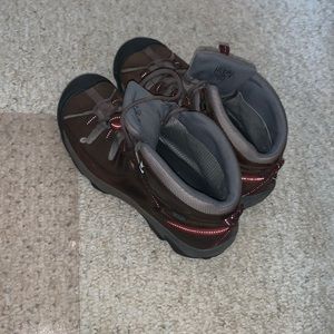 Keen waterproof hiking boots